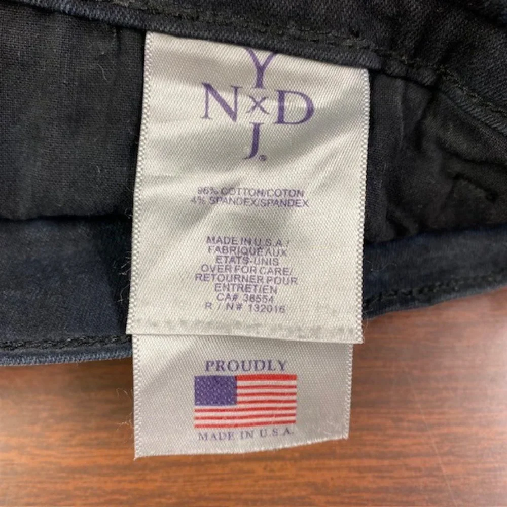 Not Your Daughter's Jeans NYDJ Straight Leg Lift Tuck Technology,‎ Size 6, GUC